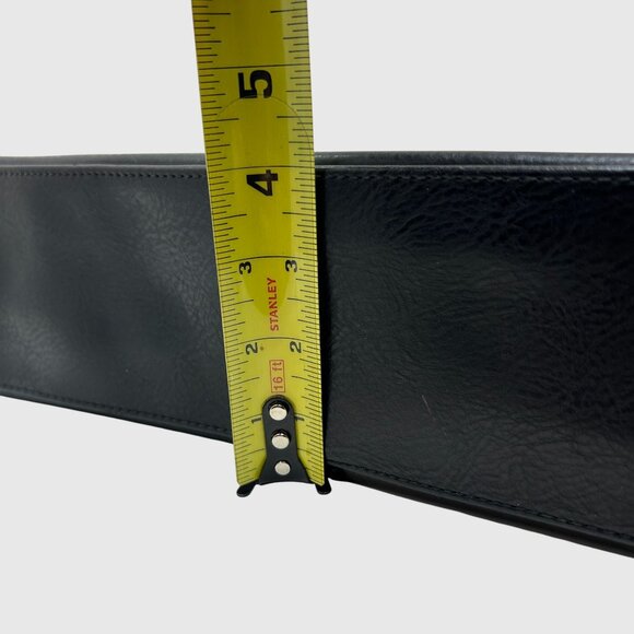 Crazy Horse Black Faux Leather Tote Bag With Double Straps & Zipper Closure - Picture 9 of 11